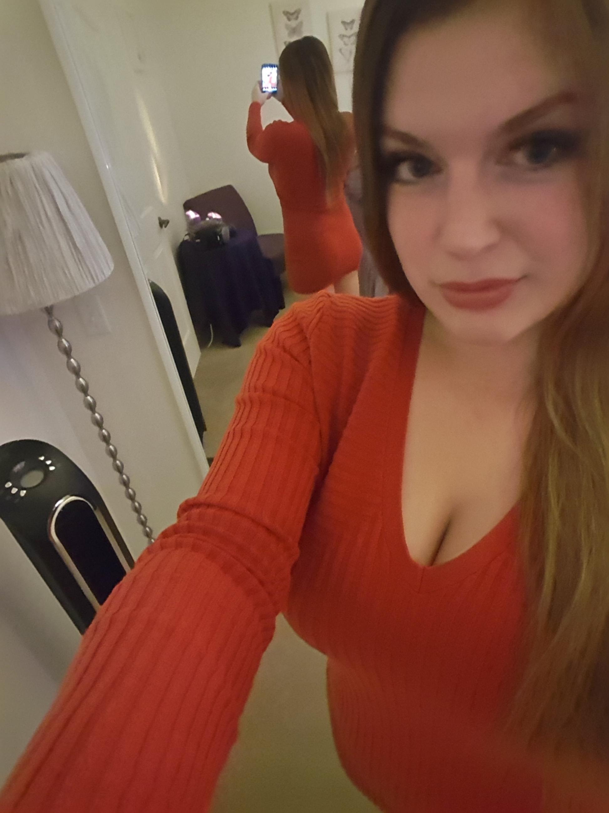 Danielleftv selfie