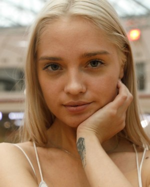 Katya Nesterova Let Em Watch Zishy 1