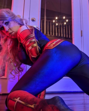 Kayla Kiss Shows Off Her Super Powers 6