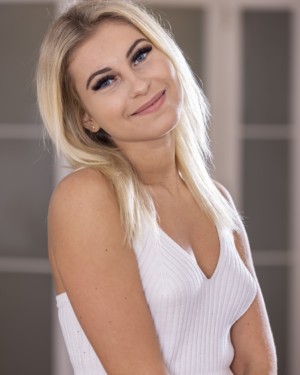 Lilly Bella Beautiful Blonde Teenfidelity 1